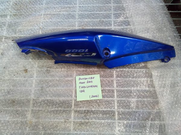 Tapa lateral trasero izquierdo honda cbf 1000 abs sc58