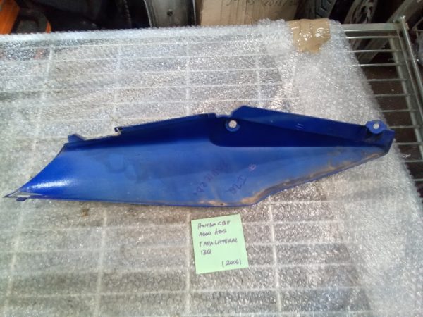 Tapa lateral trasero izquierdo honda cbf 1000 abs sc58