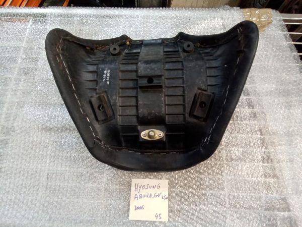 Asiento sillin sillon Hyosung Aquila GV 250