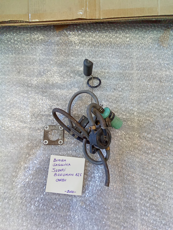 bomba de Gasolina Suzuki Burgman 125 carburacion