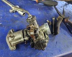 CARBURADOR + PIPA ADMISION YAMAHA YBR 125