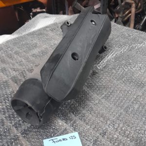 dee8351c-e9a3-43e3-bda2-5fe66973b7e5 escape honda forza 125