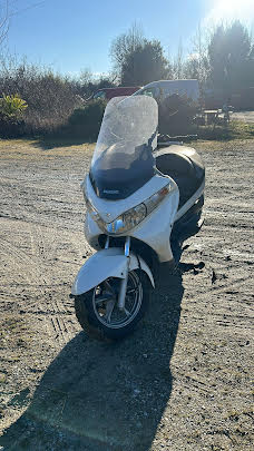 suzuki burgman 125