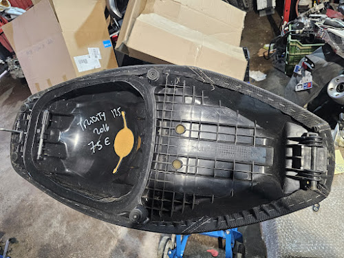 asiento yamaha tricity 125