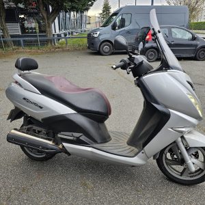 20250311_103506 Motor peugeot citystar 125