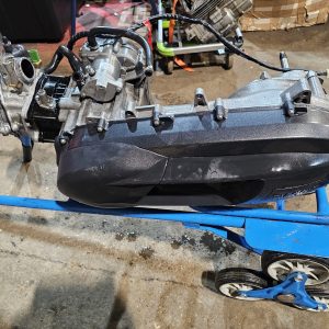 20250402_200117 motor piaggio mp3 350