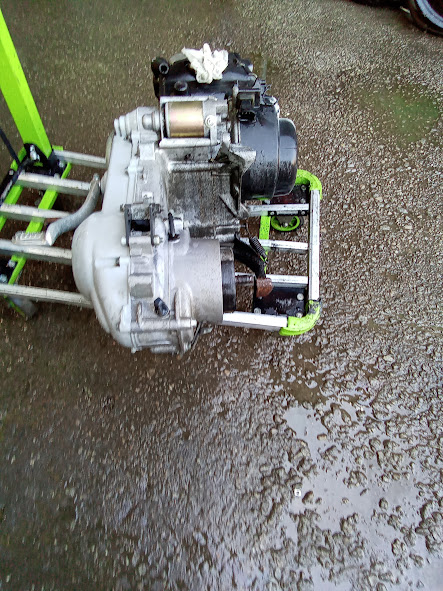 motor vespa et4 125