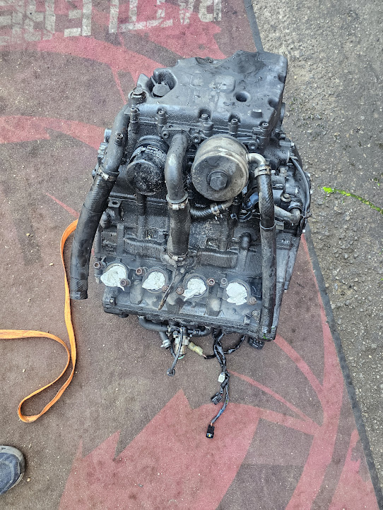 motor yamaha fz1