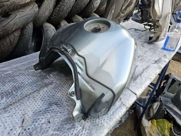deposito yamaha fz1