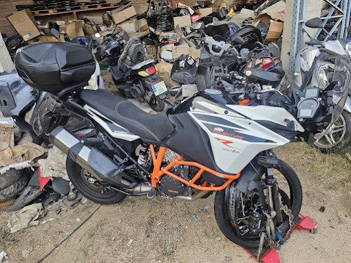 ktm 1090 adventure a2 siniestrada