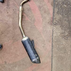 20250912_185226 Linia escape akrapovic yamaha mt125
