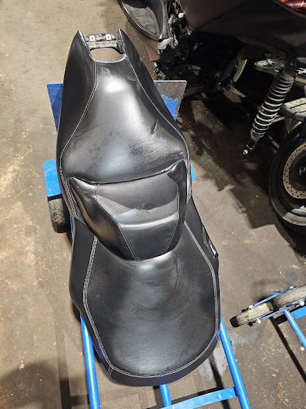 20251225_174129 ASIENTO SILLON BMW C650GT