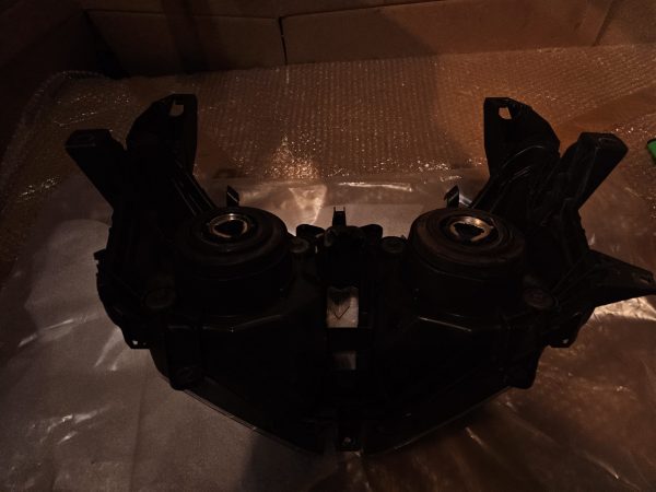 20260104_135600 Optica faro yamaha tmax 530