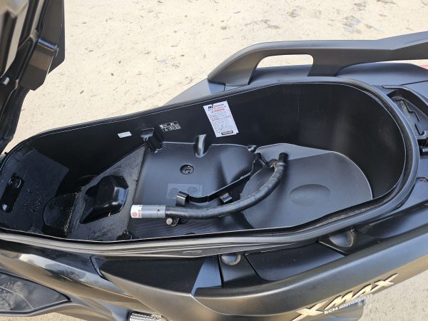 20260410_175325 Yamaha xmax 400 iron max