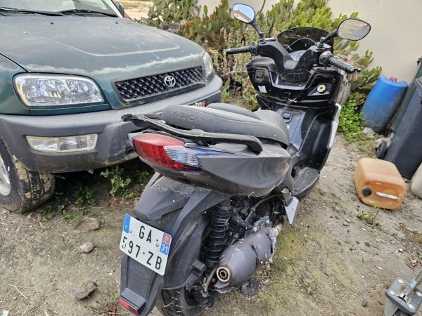Motor kymco kxct 300
