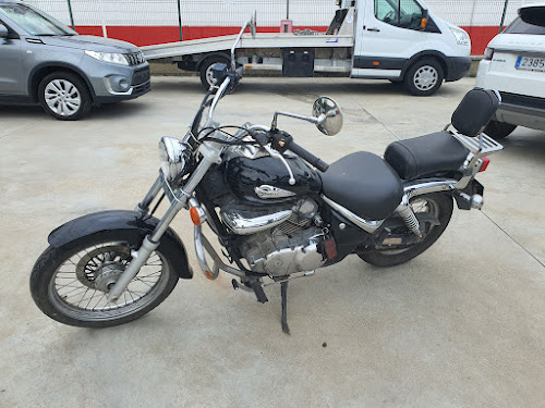 SUZUKI INTRUDER 250