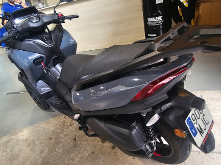 YAMAHA TRICITY 300